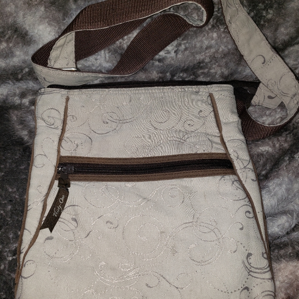 THIRTY ONE Fabric crossbody